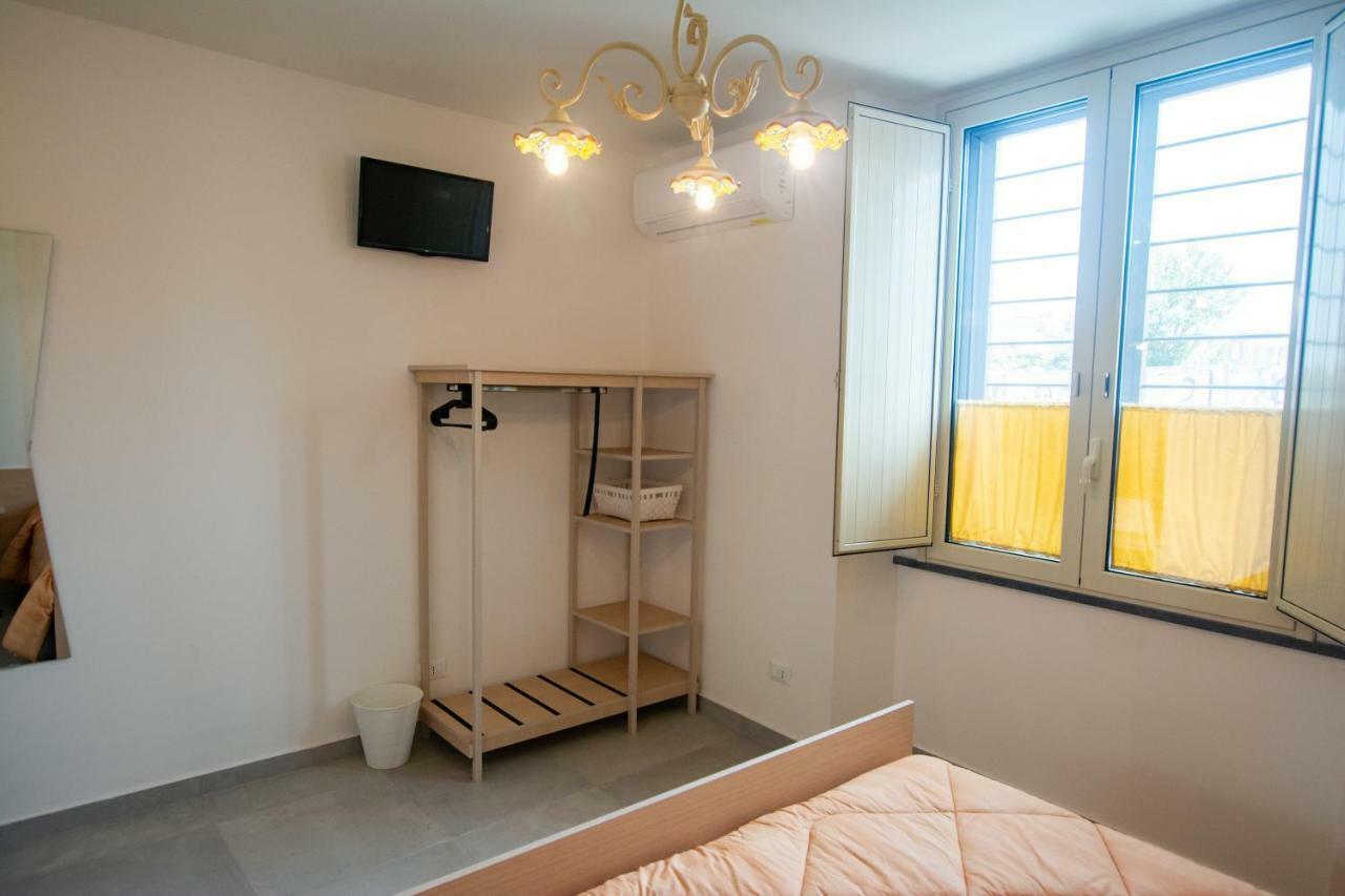 Apartamento La Zagara Aci Castello Exterior foto